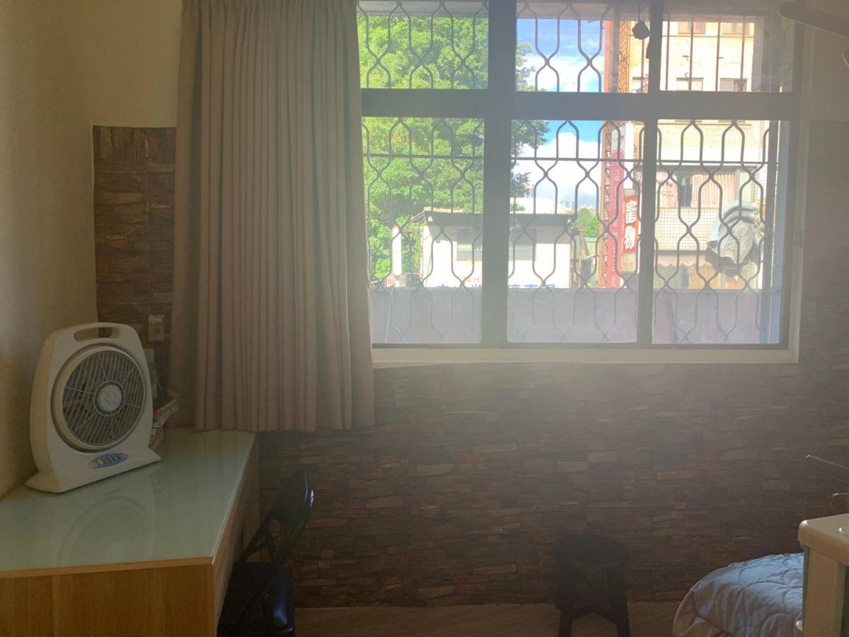 淡水老街歡樂便利民宿 Tamsui Ngoại thất bức ảnh