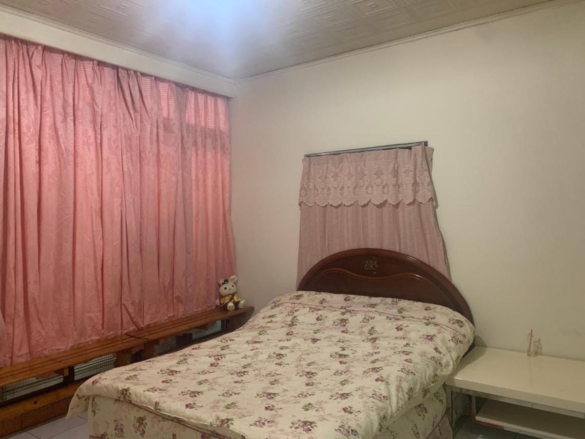 淡水老街歡樂便利民宿 Tamsui Ngoại thất bức ảnh