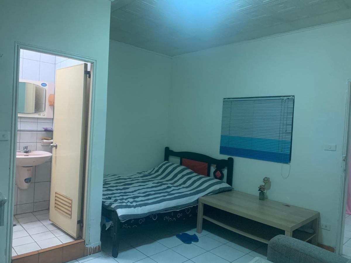 淡水老街歡樂便利民宿 Tamsui Ngoại thất bức ảnh